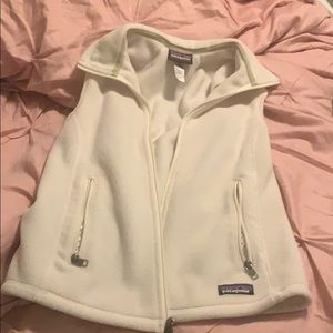Cream Patagonia Synchilla Vest